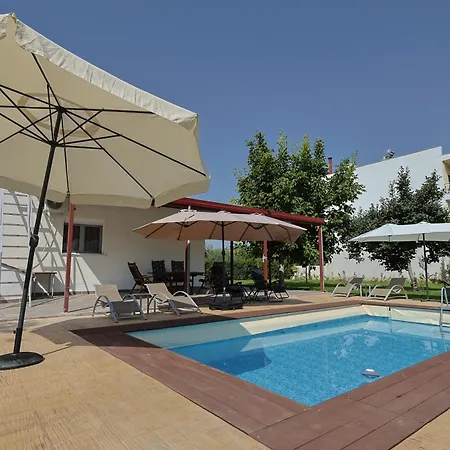 Zeusplace Alexandra's Pool Holiday home