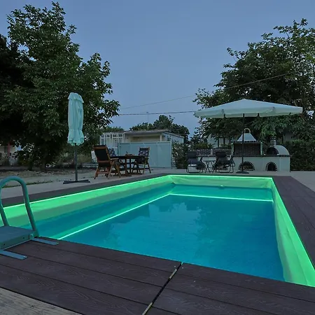 Zeusplace Alexandra's Pool Semesterbostad *