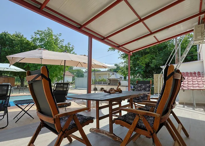 Tatil Evi Zeusplace Alexandra's Pool *