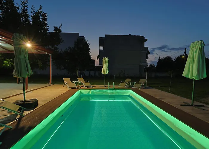 Zeusplace Alexandra's Pool *